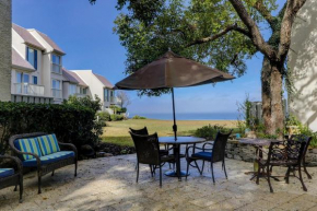 Schooner Court 731
